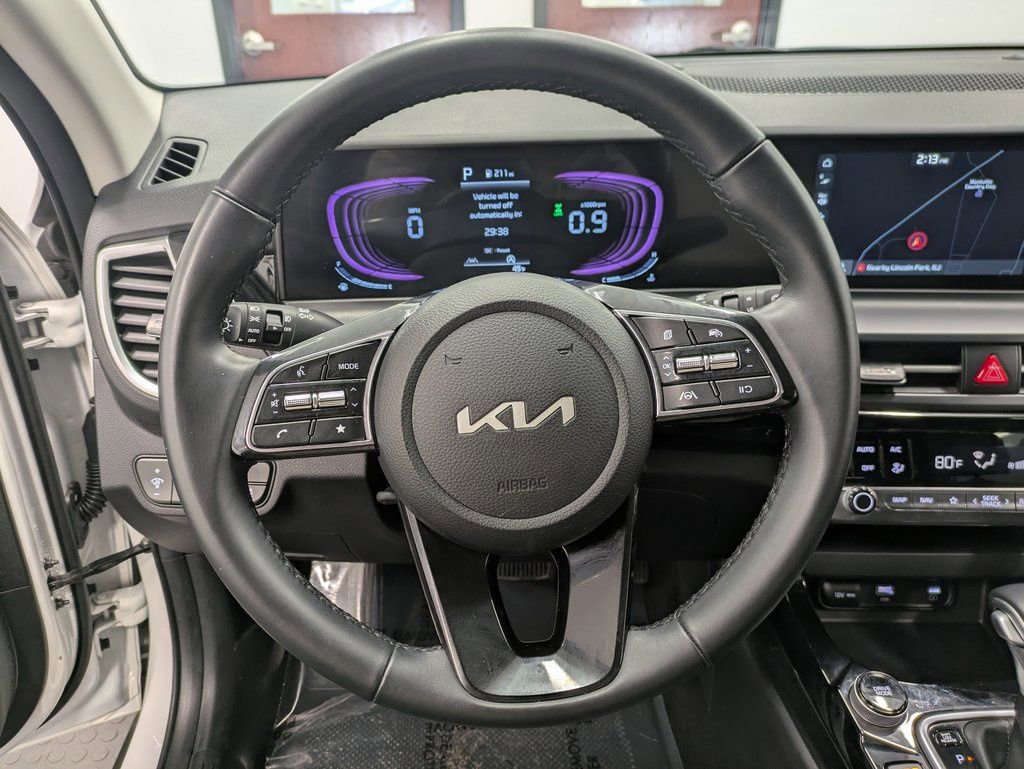 Used 2025 Kia Seltos S image 21