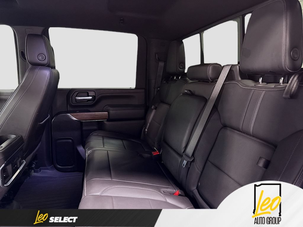 Used 2022 Chevrolet Silverado 3500 High Country w/ Technology Package AWD/4WD image 28