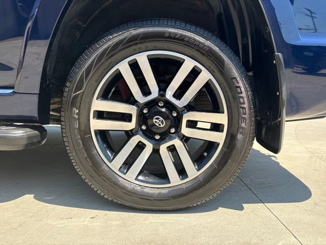 Used 2014 Toyota 4Runner Limited AWD/4WD image 9