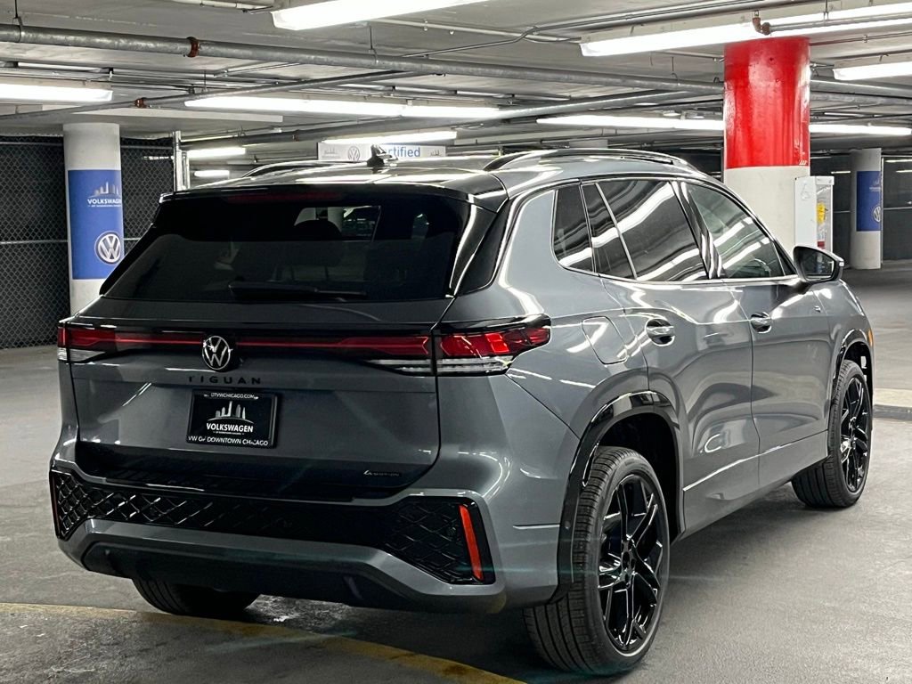 New 2026 Volkswagen Tiguan SE R-Line AWD/4WD image 6