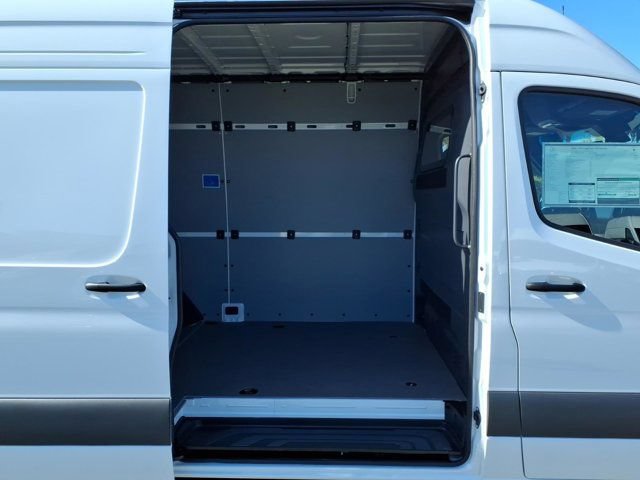 New 2026 Mercedes-Benz Sprinter 2500 image 23
