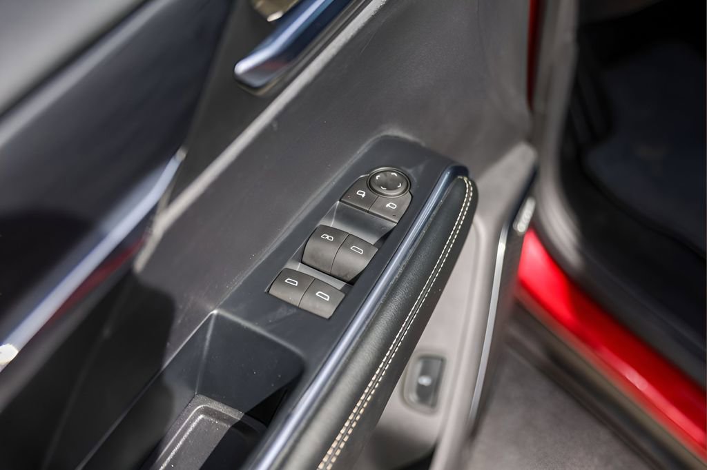 Used 2024 GMC Acadia Elevation w/ Luxury Package image 21