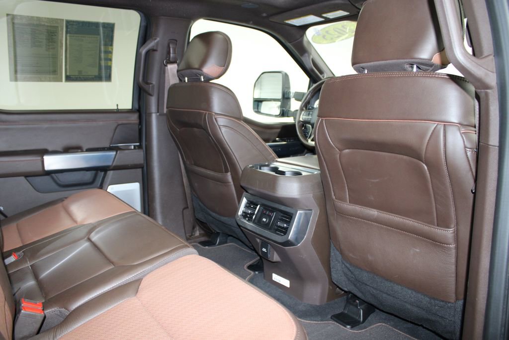 Used 2025 Ford F350 King Ranch w/ FX4 Off-Road Package AWD/4WD image 33