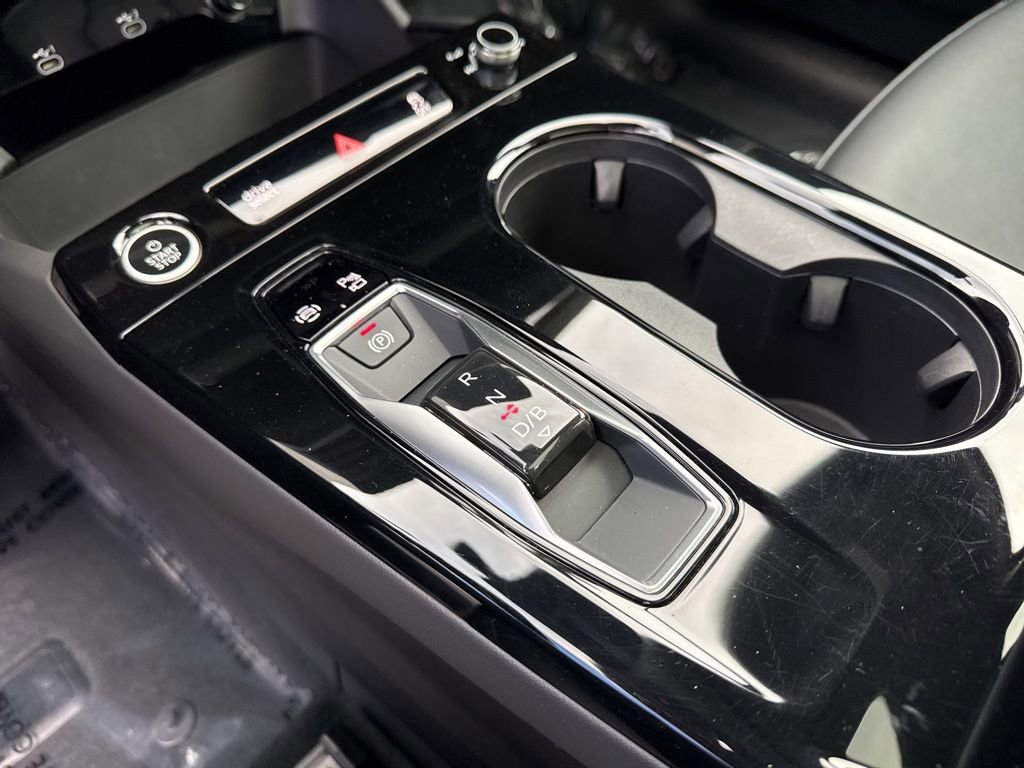 Used 2025 Audi Q6 e-tron Premium Plus w/ Premium Plus image 21