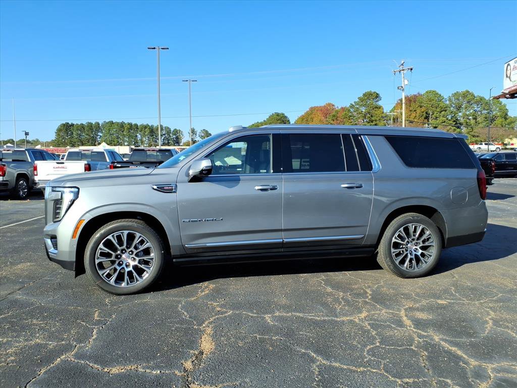 New 2026 GMC Yukon XL Denali image 1