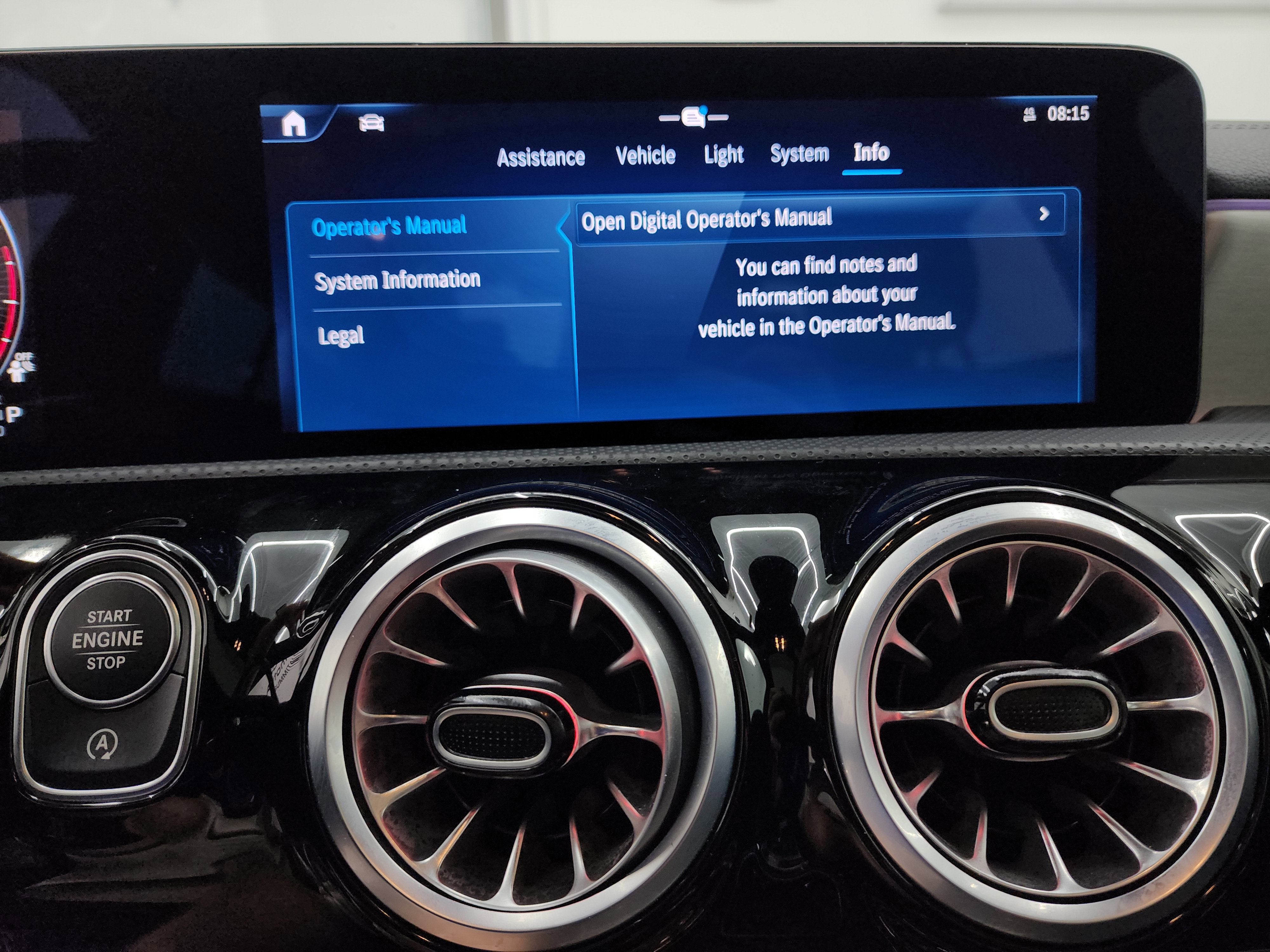 Used 2025 Mercedes-Benz CLA 250 4MATIC image 55