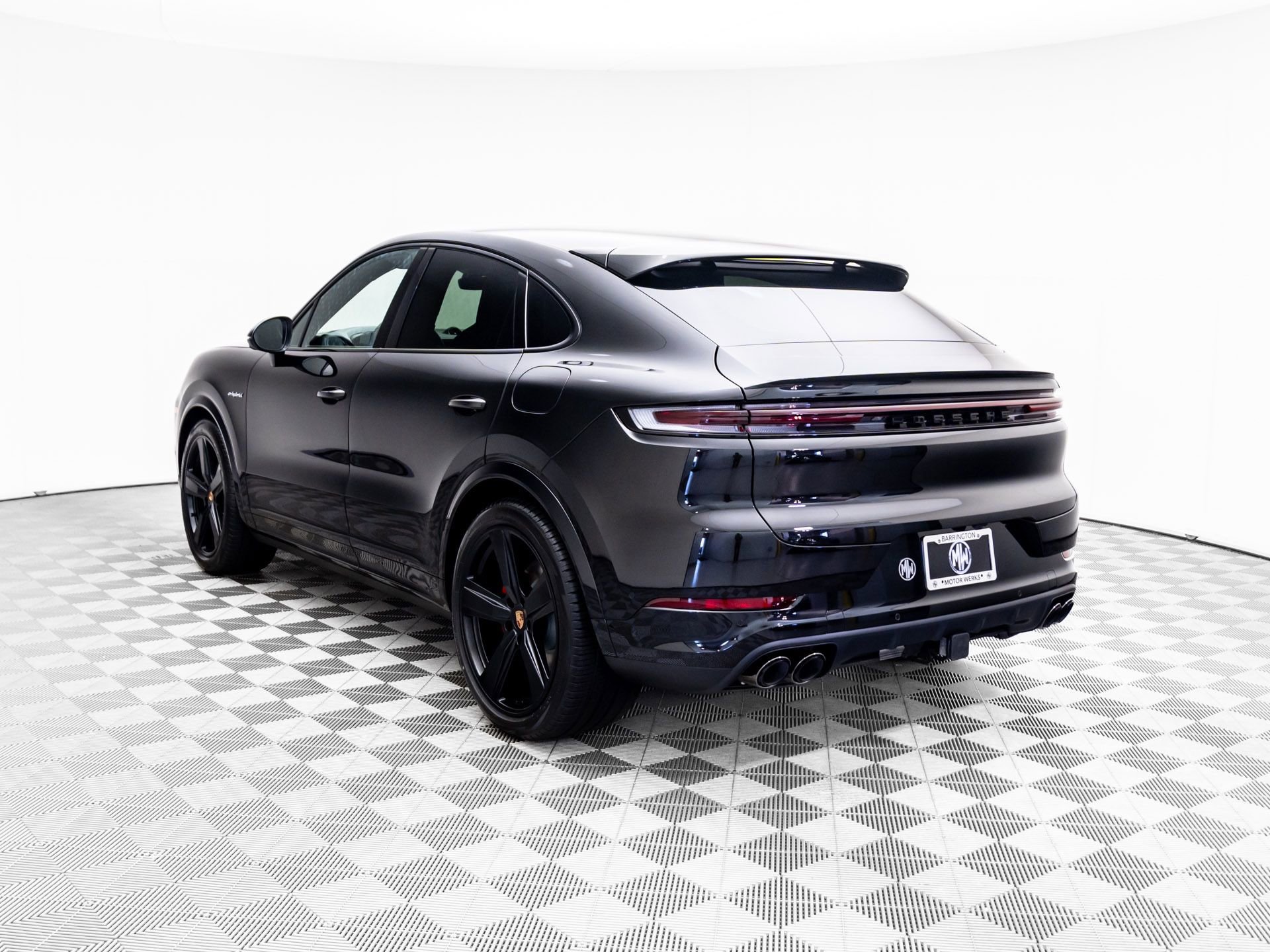 New 2026 Porsche Cayenne S AWD/4WD image 3