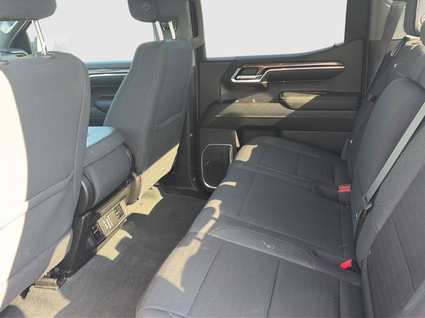 Used 2023 Chevrolet Silverado 1500 LT w/ Protection Package AWD/4WD image 36