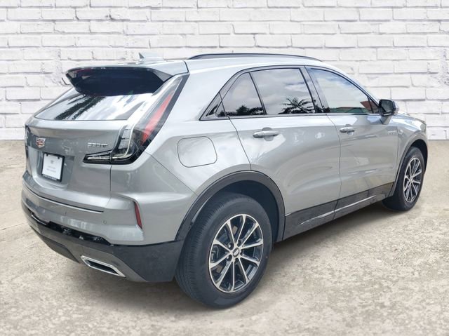 Certified 2025 Cadillac XT4 Sport w/ LPO, Floor Liner Package FWD image 4