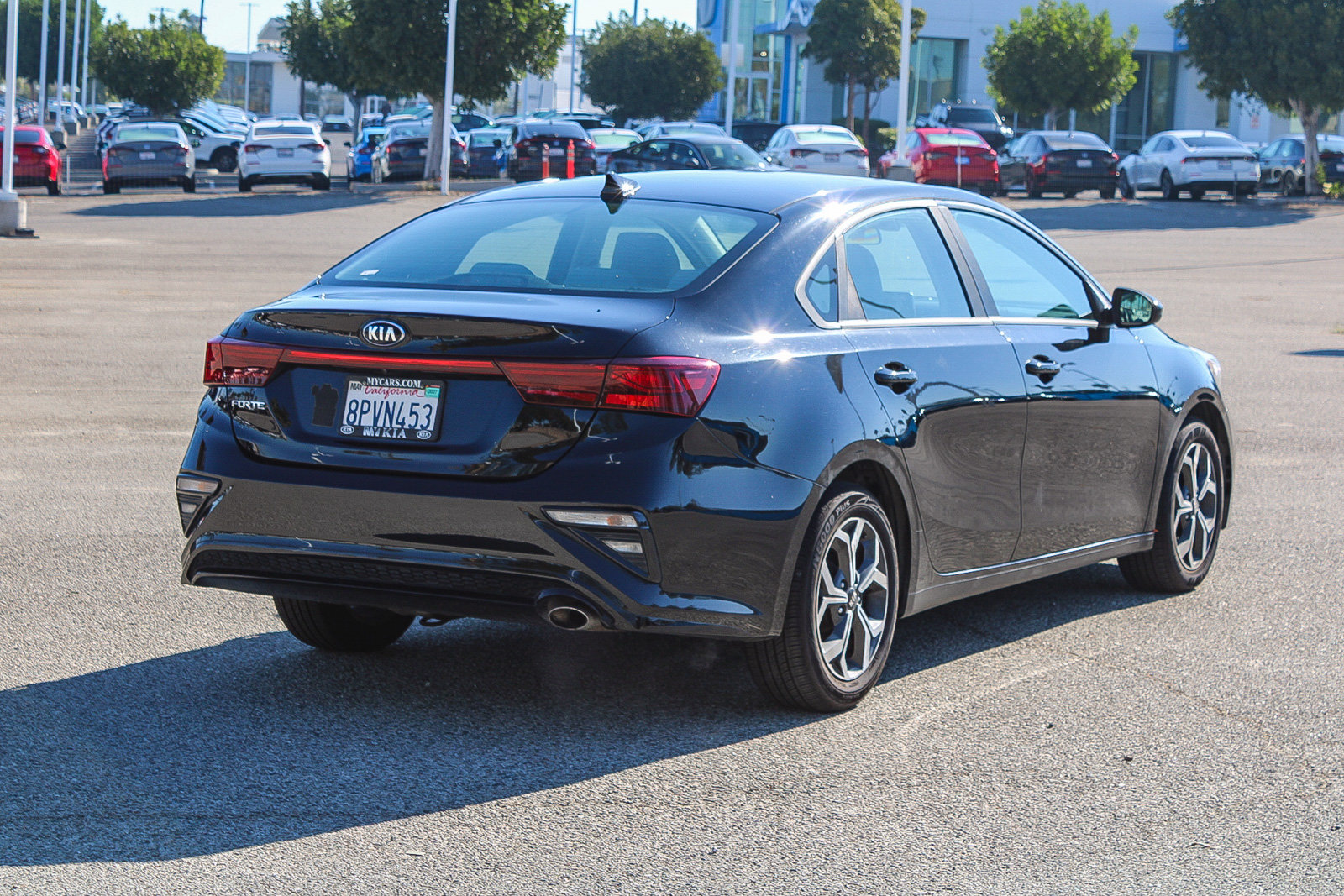 Used 2020 Kia Forte LXS FWD image 7