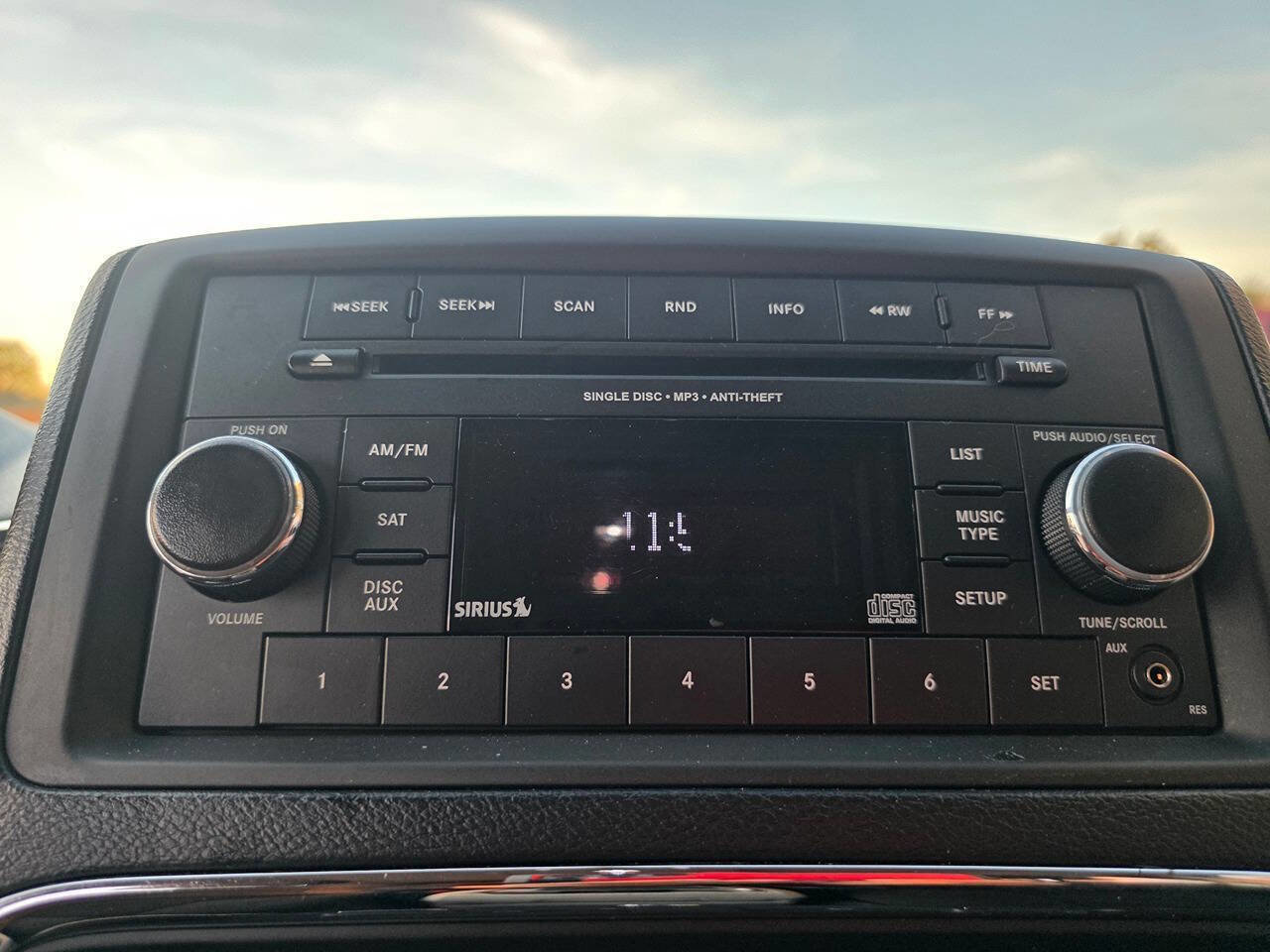 Used 2012 Dodge Grand Caravan Crew image 28