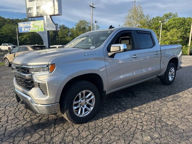 Used 2022 Chevrolet Silverado 1500 LT w/ Protection Package AWD/4WD image 3
