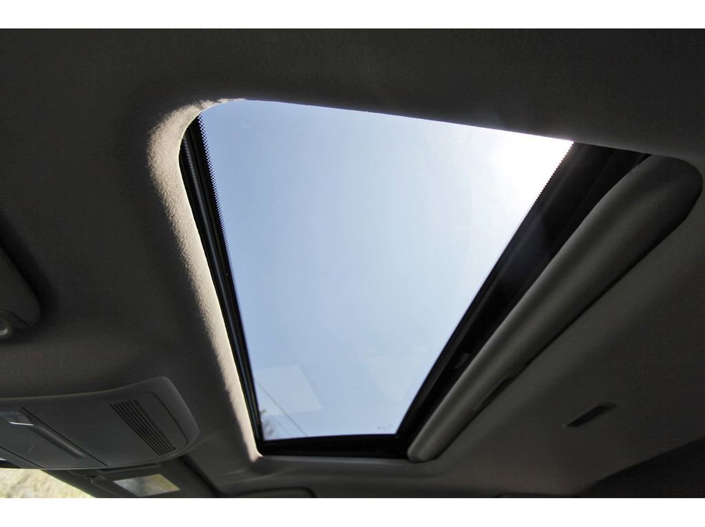 Certified 2025 MAZDA CX-30 AWD 2.5 S w/ Preferred Package image 23