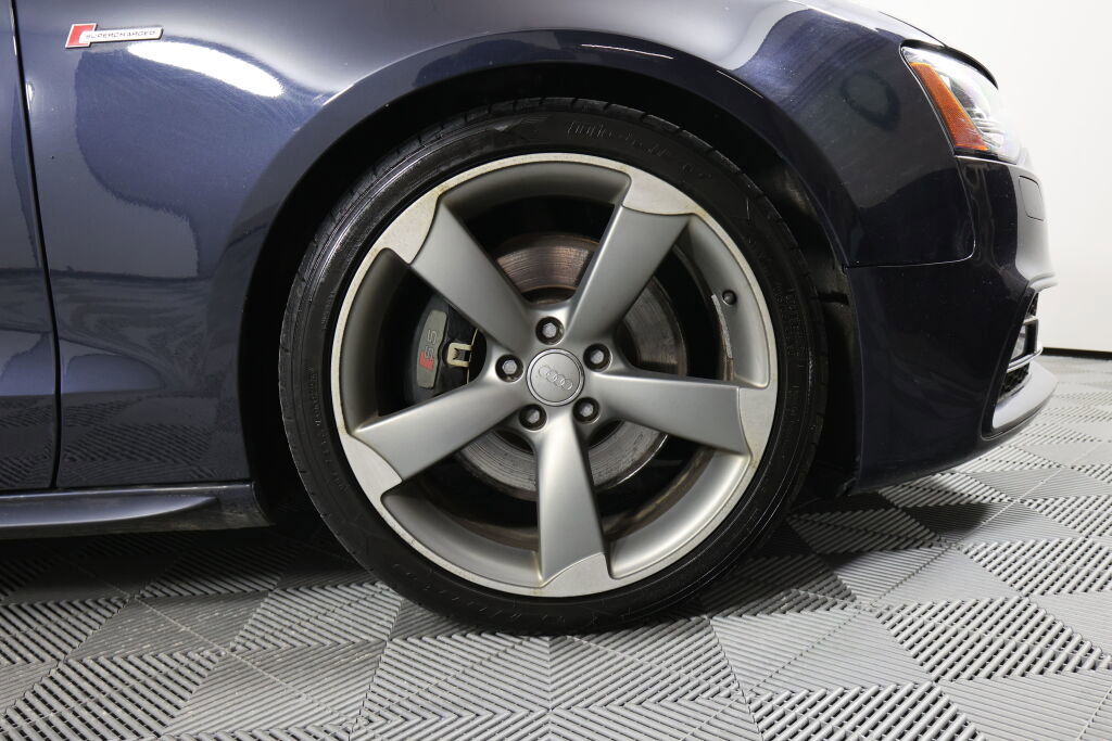 Used 2015 Audi S5 Premium Plus w/ Technology Package AWD/4WD image 2