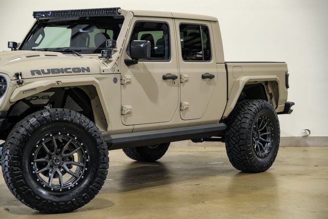 Used 2025 Jeep Gladiator Rubicon w/ Safety Group AWD/4WD image 22