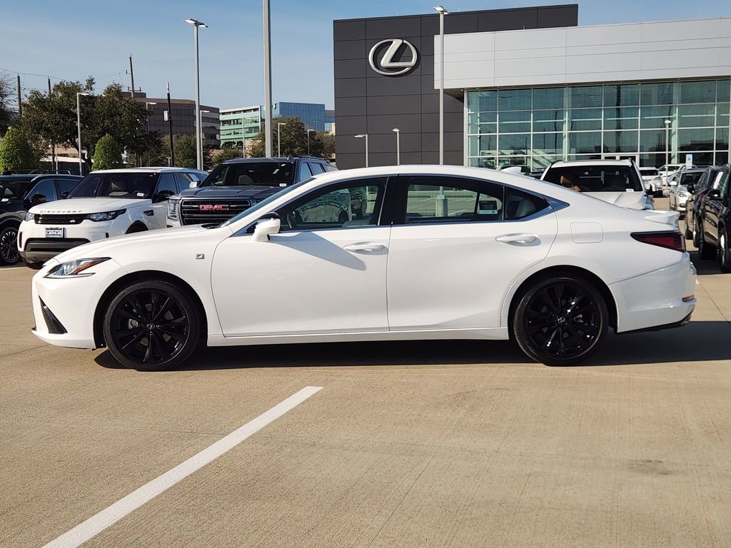 Certified 2023 Lexus ES 350 F Sport w/ Accessory Package (Z2) image 4