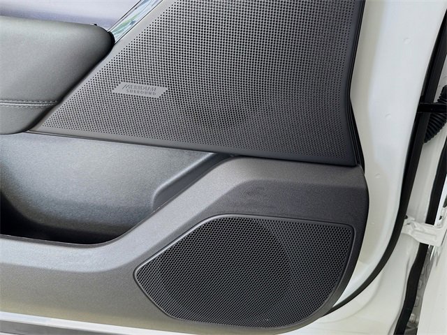 New 2026 Land Rover Range Rover Velar Dynamic SE image 21