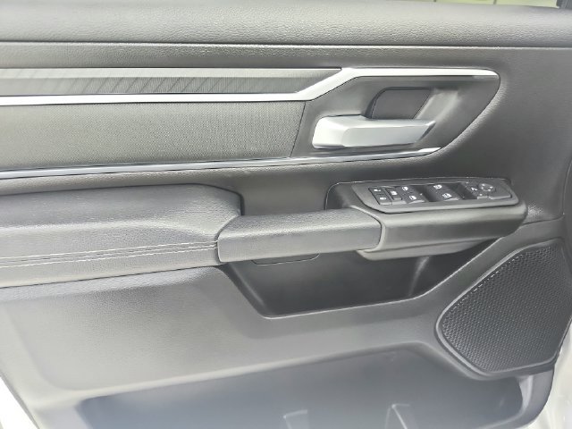 Used 2025 RAM 1500 Big Horn AWD/4WD image 37