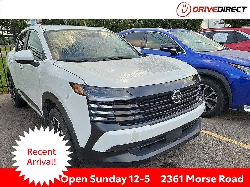Used 2025 Nissan Kicks SV w/ SV Premium Package AWD/4WD image 1