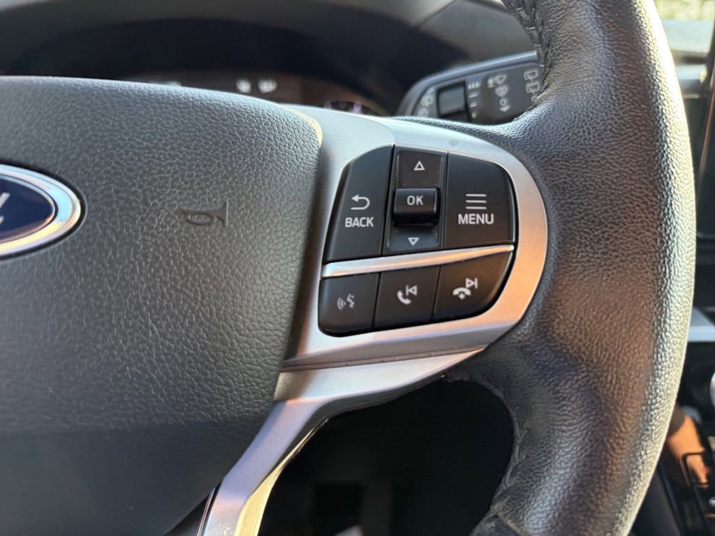 Used 2021 Ford Explorer Limited w/ Equipment Group 301A image 22