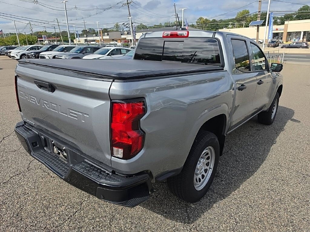 Used 2024 Chevrolet Colorado W/T w/ Safety Package RWD image 3