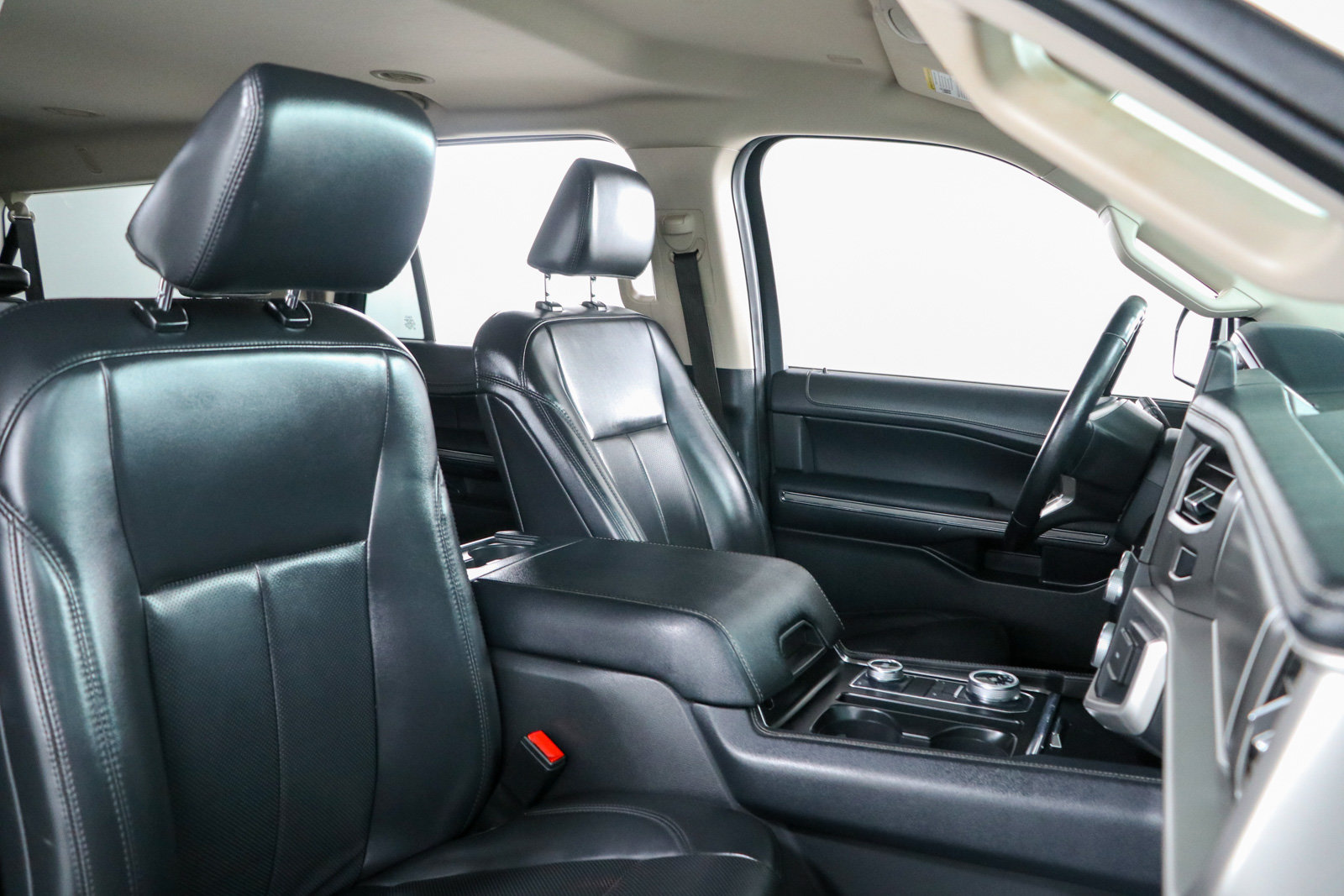 Used 2022 Ford Expedition Max XLT AWD/4WD image 29