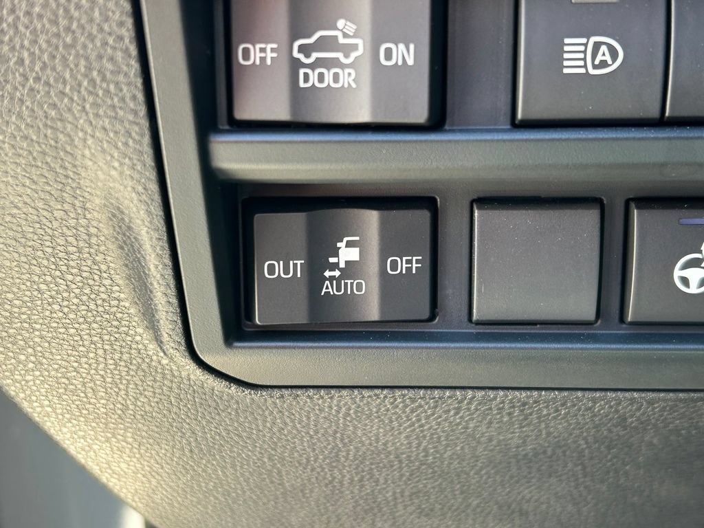Certified 2024 Toyota Tundra Platinum AWD/4WD image 30