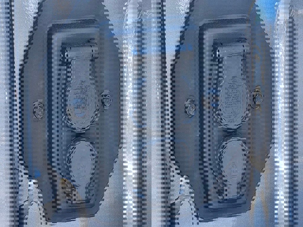 New 2025 Ford F350 Platinum image 36