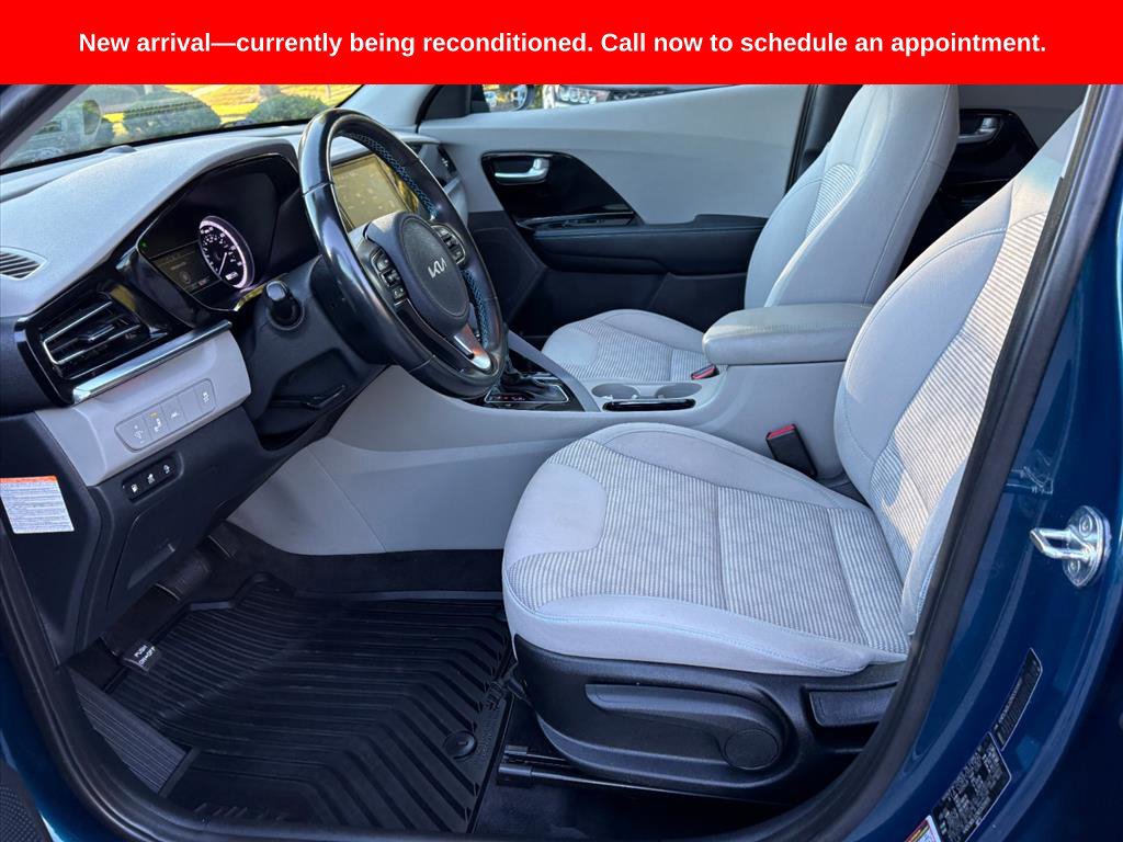 Used 2022 Kia Niro LXS FWD image 16