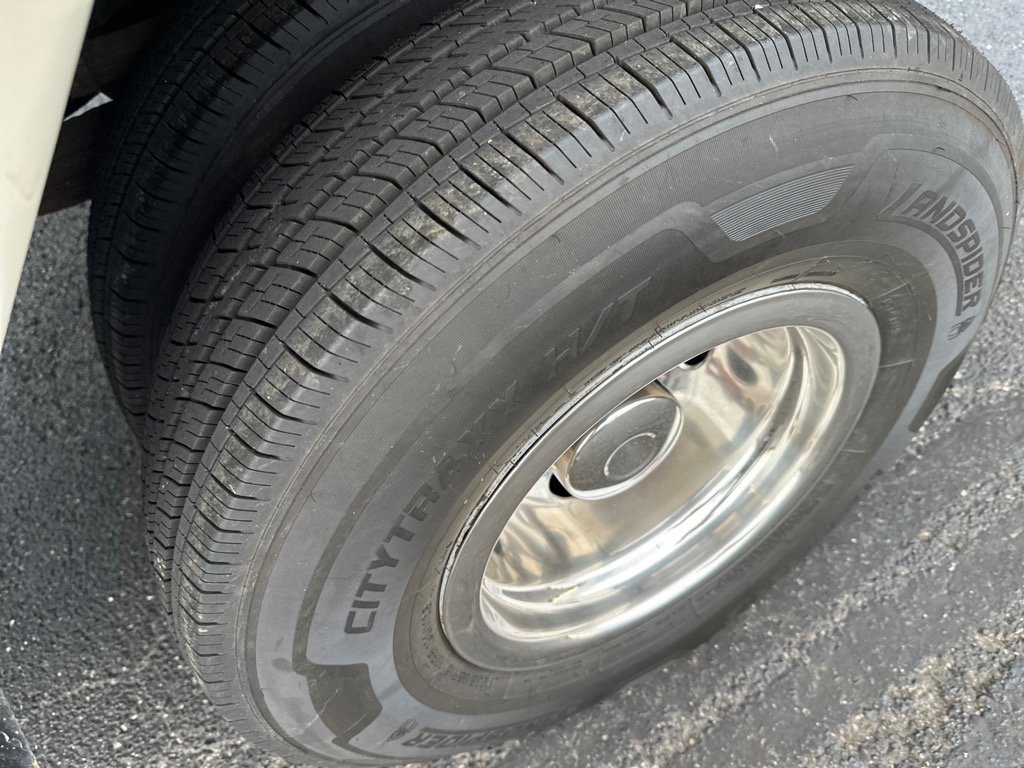 Used 1989 Ford F350 4x4 Regular Cab image 11