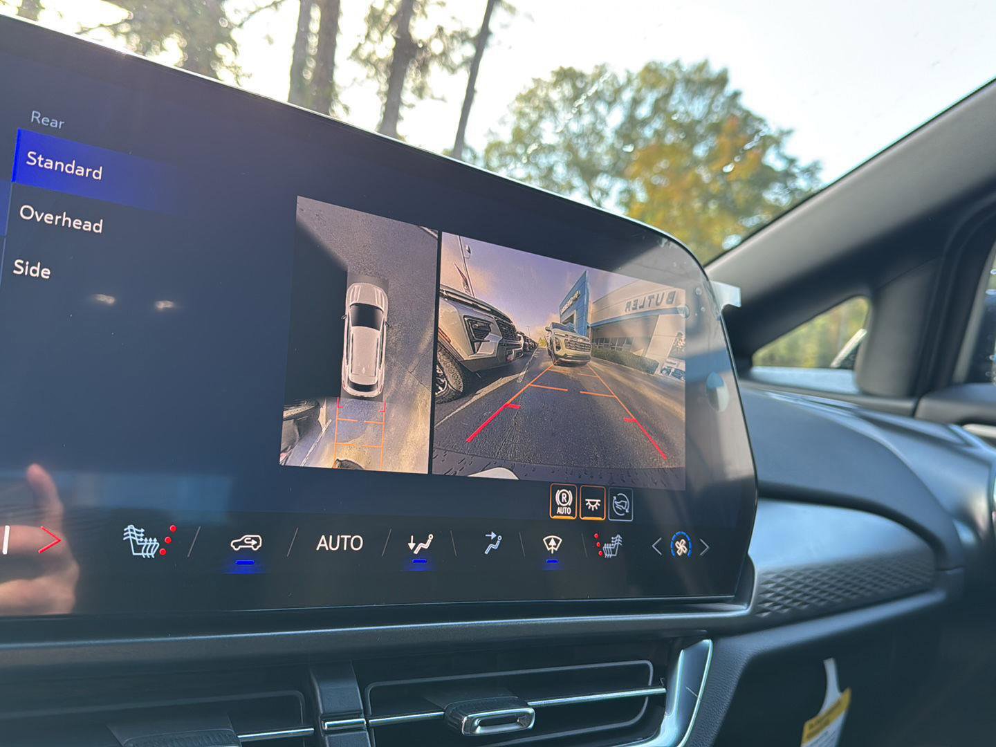 New 2026 Chevrolet Equinox EV LT w/ Comfort Package image 23