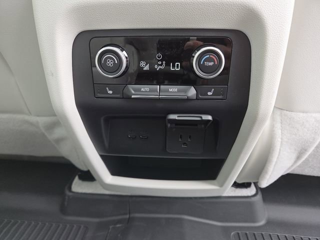 New 2026 Buick Enclave Avenir w/ Super Cruise Package FWD image 18