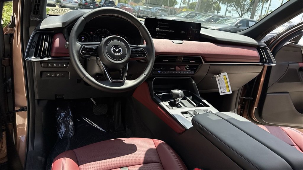New 2025 MAZDA CX-70 Plug-In Hybrid w/ Premium Plus image 36