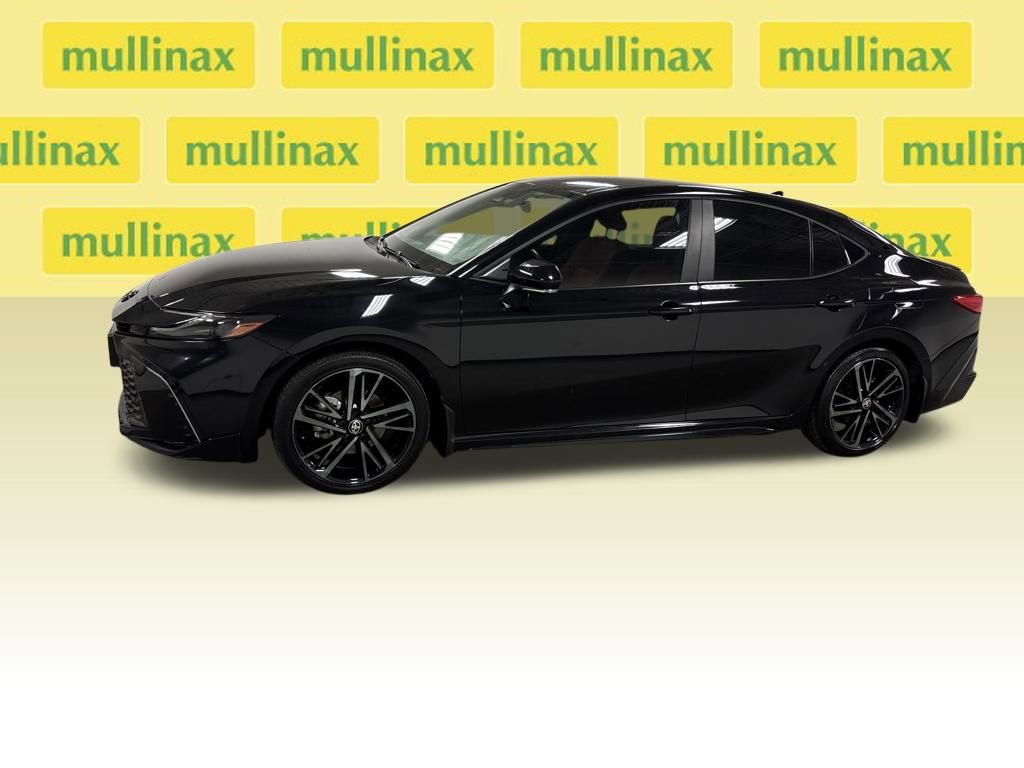 Used 2025 Toyota Camry XSE image 8