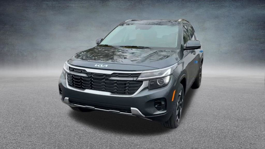Used 2024 Kia Seltos EX image 7