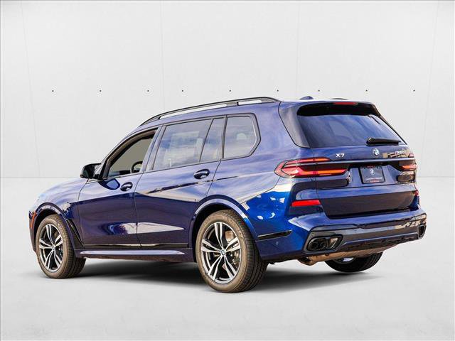 Used 2025 BMW X7 M60i image 7