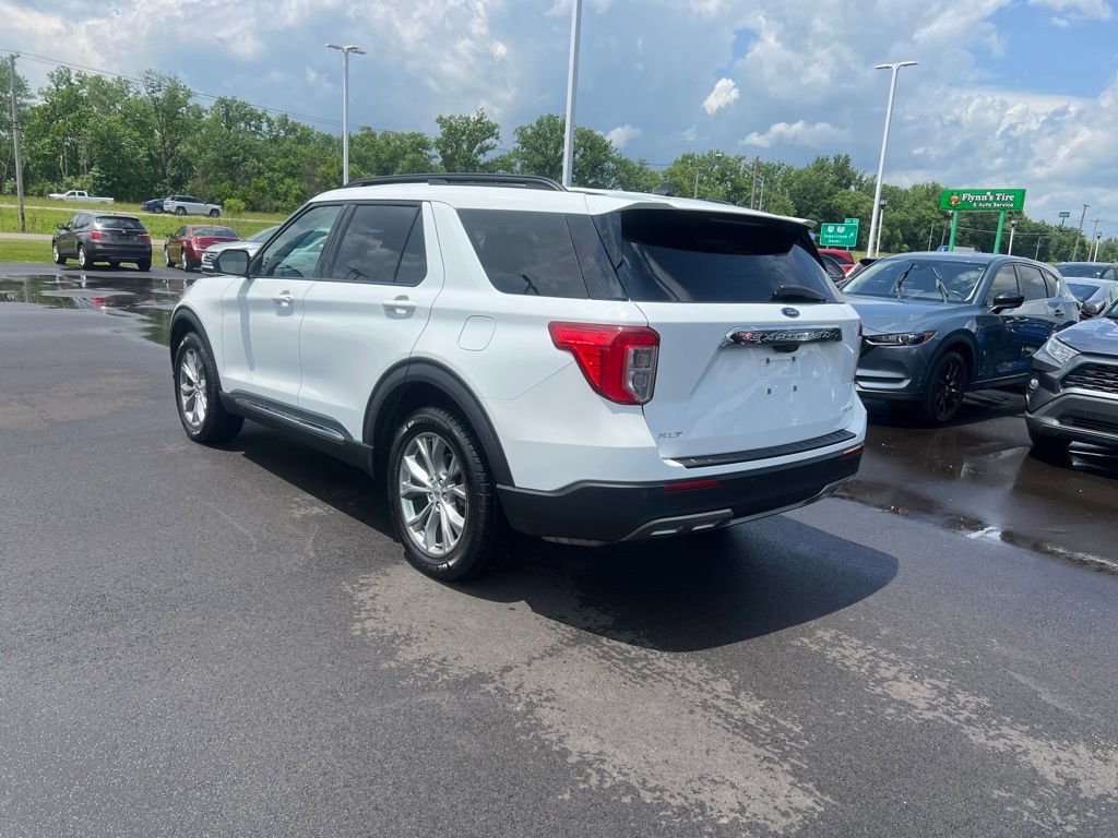 Used 2021 Ford Explorer XLT w/ Equipment Group 202A AWD/4WD image 6