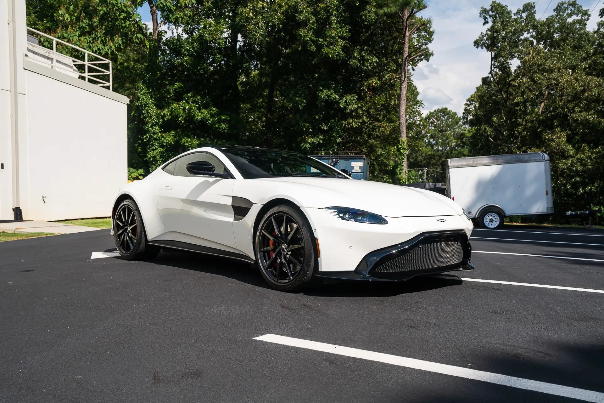 Used 2019 Aston Martin V8 Vantage Coupe RWD image 15