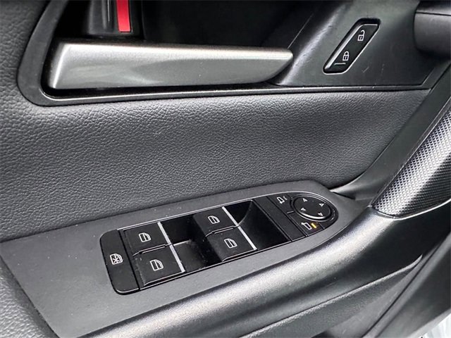 Used 2025 MAZDA CX-50 AWD 2.5 S w/ Preferred Package image 14