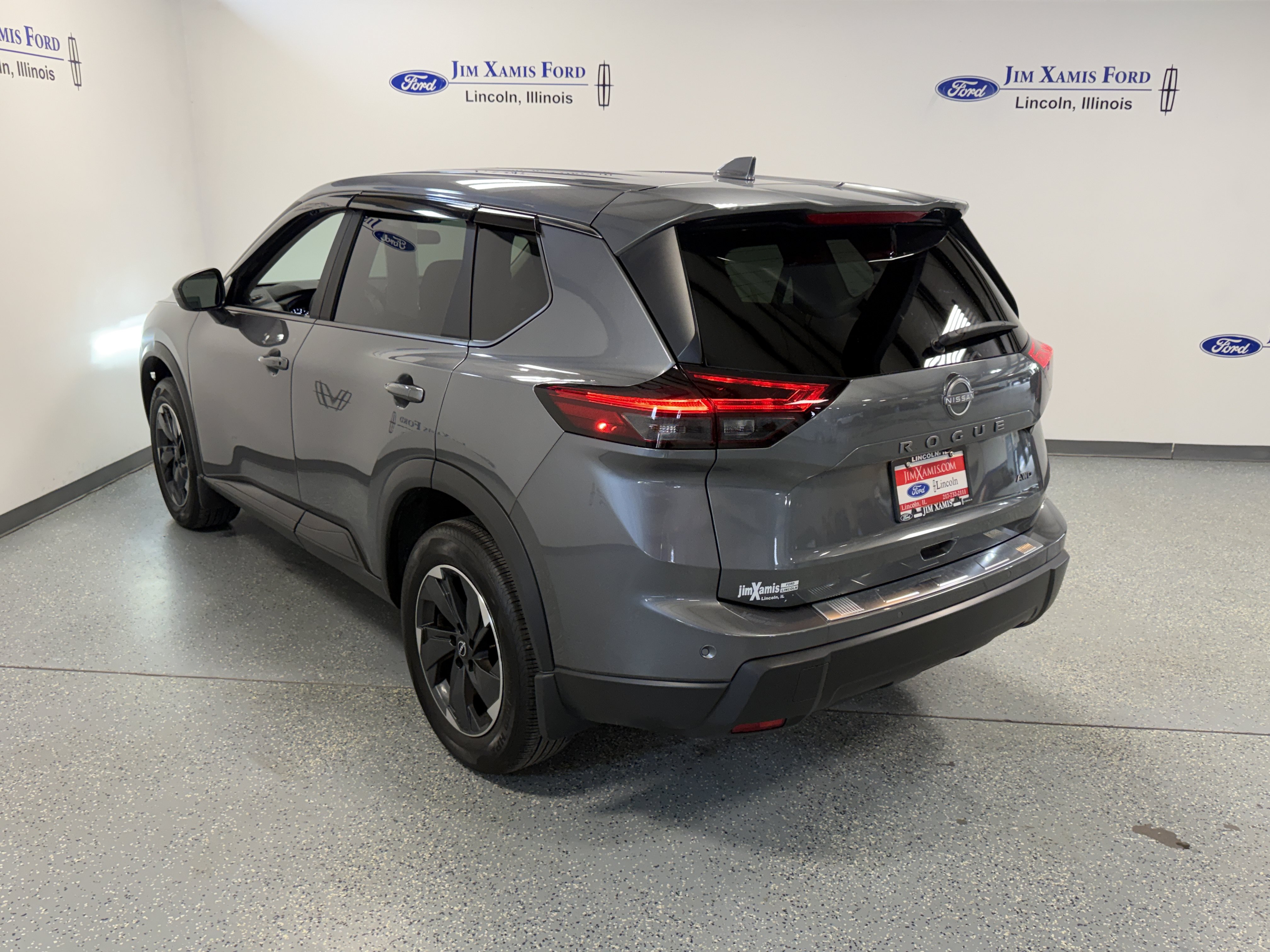 Used 2026 Nissan Rogue SV AWD/4WD image 30