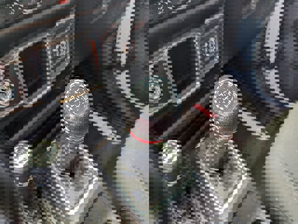 Used 2022 Jeep Gladiator Sport image 18