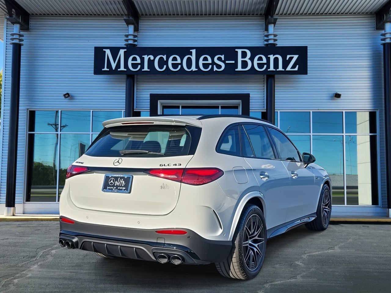 New 2026 Mercedes-Benz GLC 43 AMG 4MATIC image 6