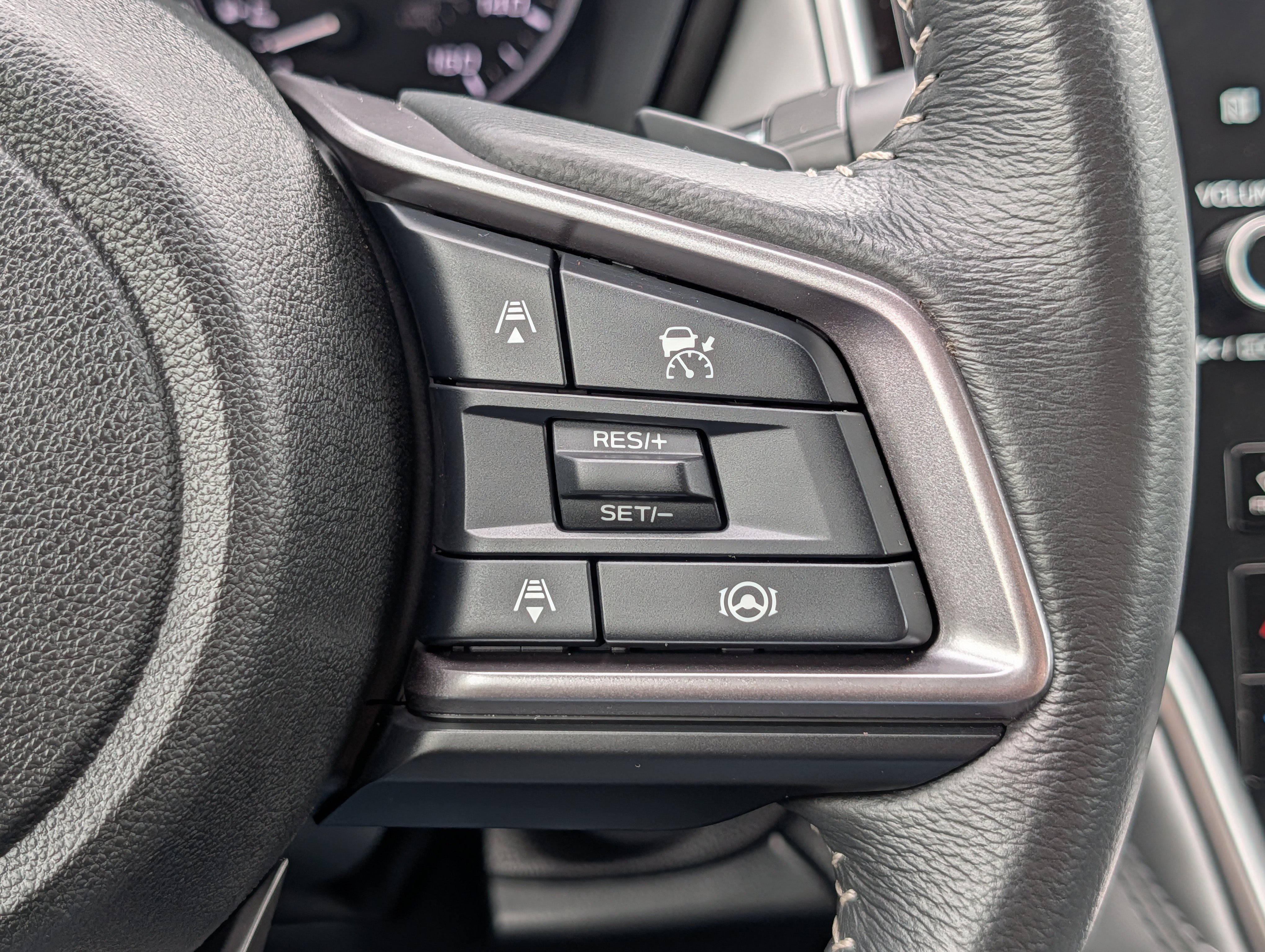 Certified 2025 Subaru Legacy Premium AWD/4WD image 30