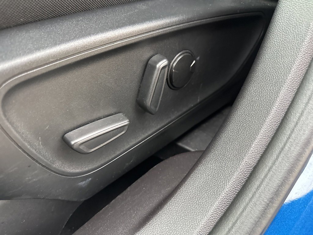 Used 2023 Ford Escape ST-Line image 35
