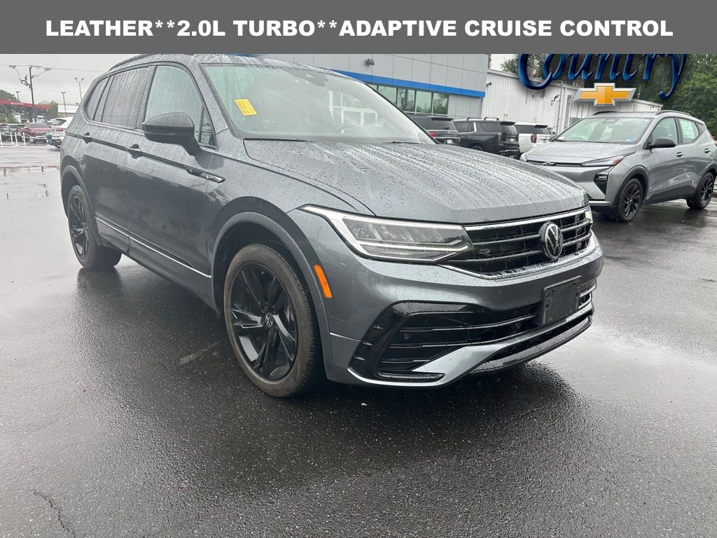 Used 2023 Volkswagen Tiguan SE R-Line AWD/4WD image 1