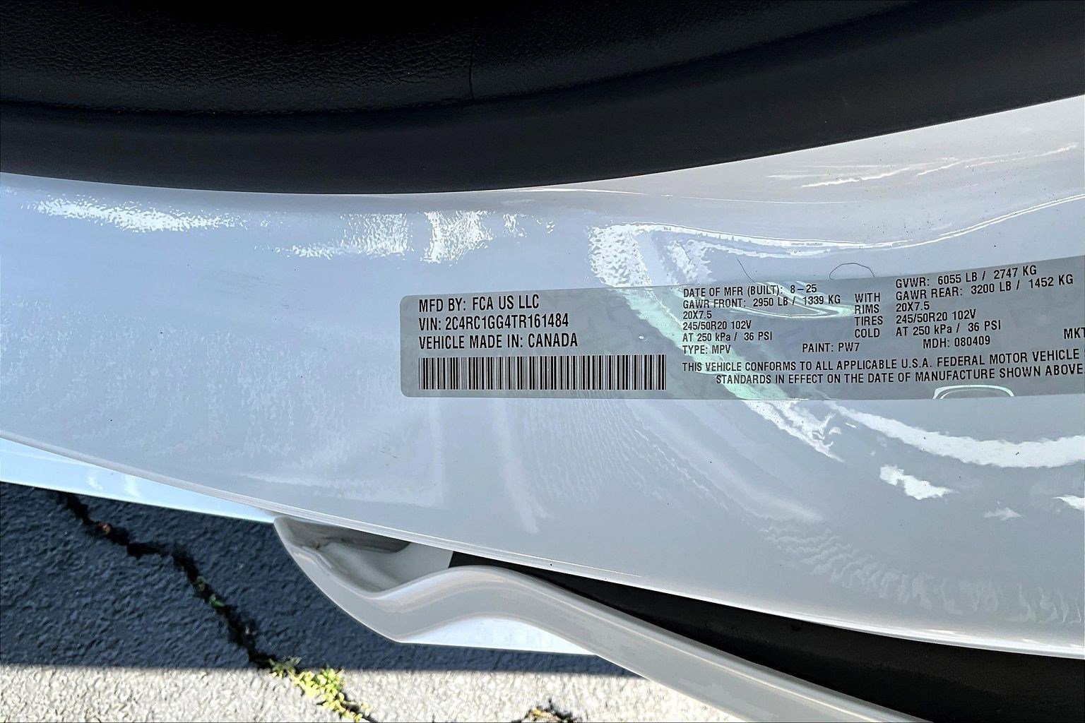 Used 2026 Chrysler Pacifica Limited w/ S Appearance Package FWD image 19