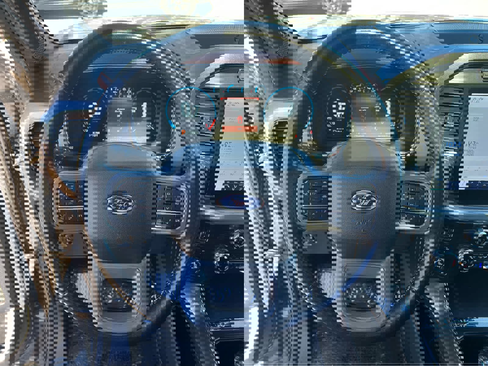 Used 2022 Ford F150 Lariat w/ Equipment Group 502A High image 35