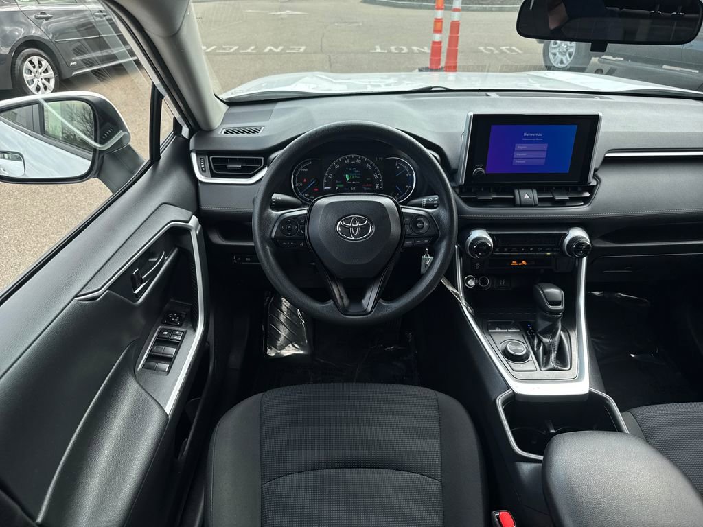 Used 2024 Toyota RAV4 LE image 12