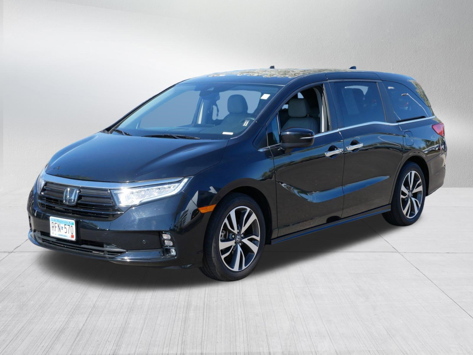 Used 2022 Honda Odyssey Touring image 3