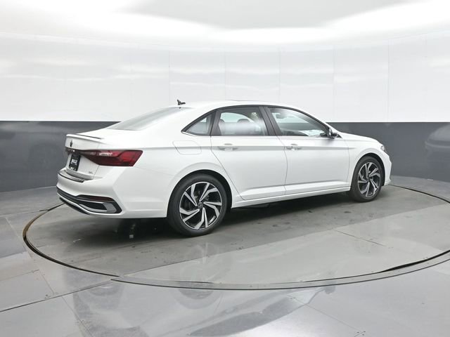 New 2026 Volkswagen Jetta SEL image 7